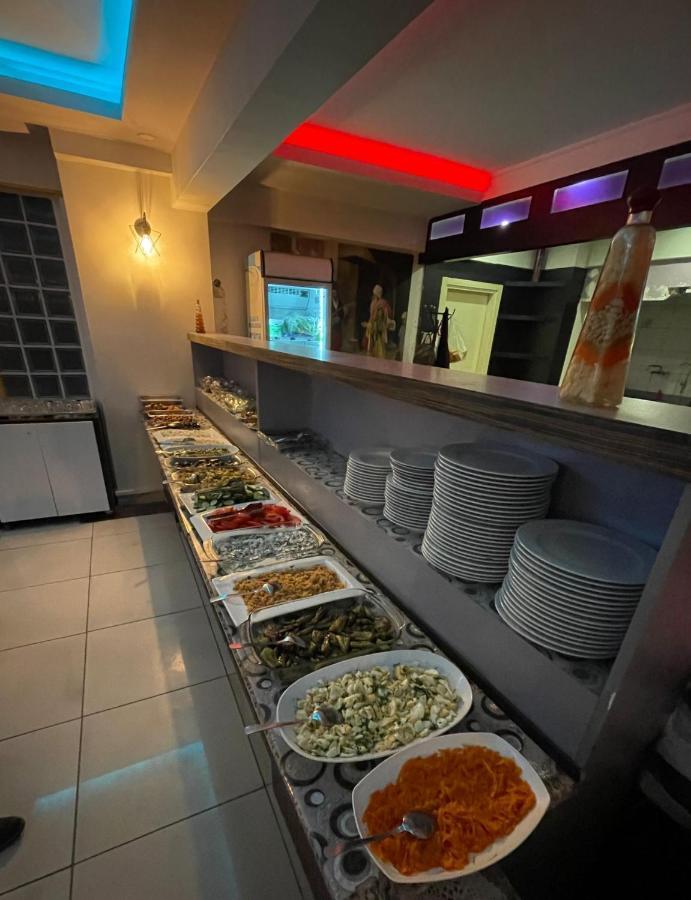 Denizhan Hotel アンタルヤ エクステリア 写真