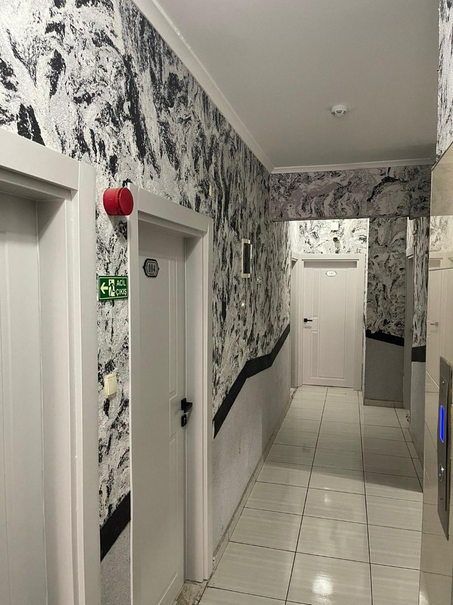 Denizhan Hotel アンタルヤ エクステリア 写真